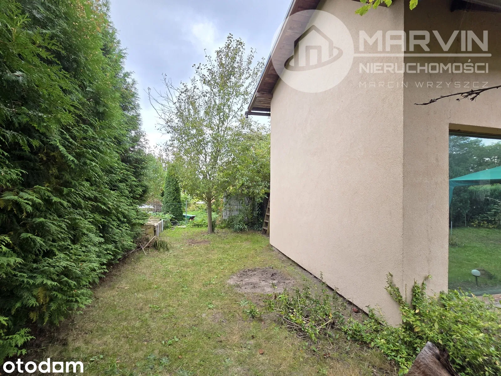 Pięknie Zagospodarowany ROD (300m2) z Domkiem (26m2/5m wys.) !!!